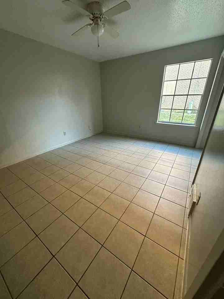 Villa Nueva Apartments - Photo 3 of 33