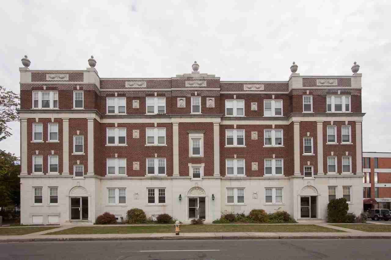 141-149 Maple Street - Photo 2 of 3