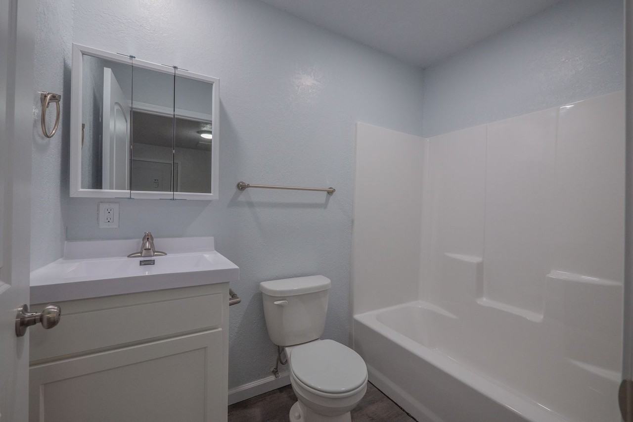 Peach Creek Apartments - Photo 2 of 47