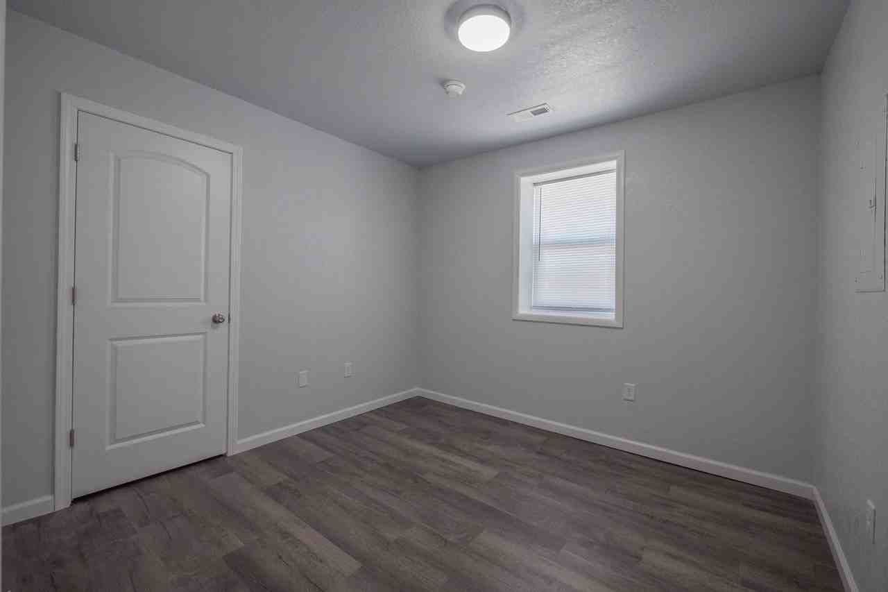 Peach Creek Apartments - Photo 3 of 47