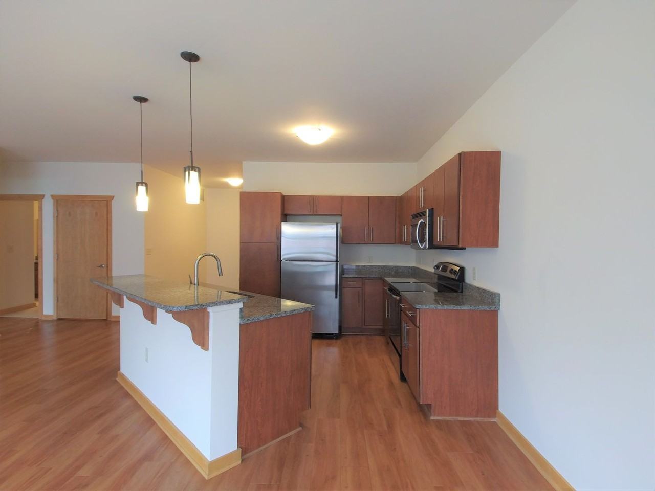 Jackson Square Apartments - Photo 4 of 35