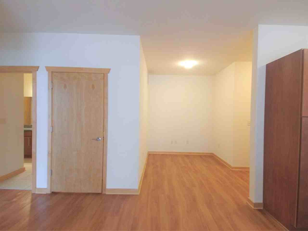 Jackson Square Apartments - Photo 7 of 35