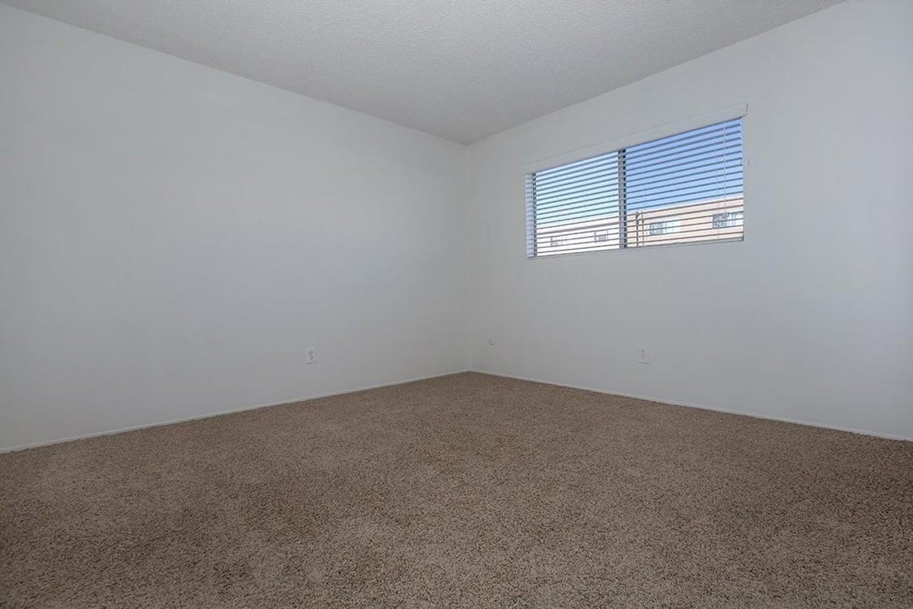 Village Green Apartments - Photo 5 of 37