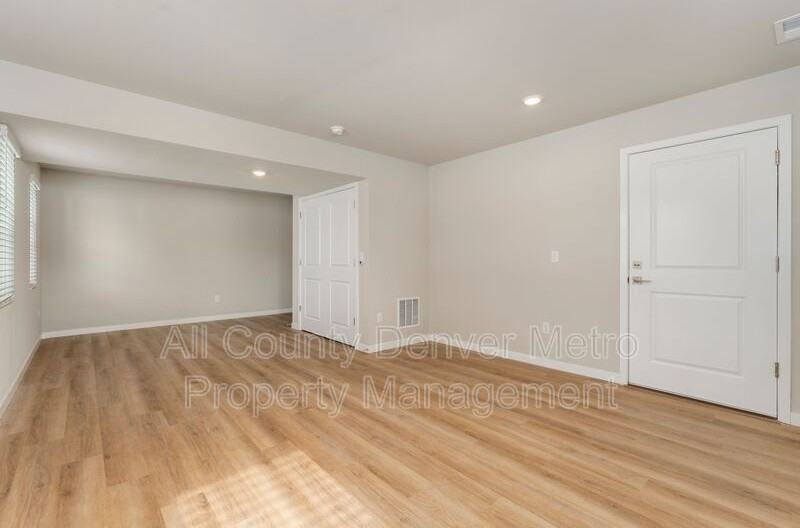 15195 W 68th Pl #110 - Photo 4 of 28