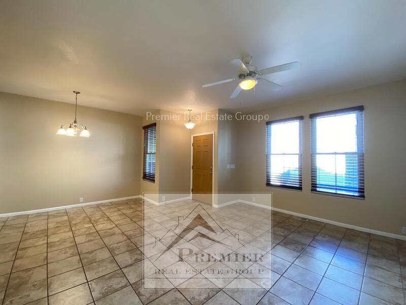 2790 Tumblewood Grv - Photo 4 of 18