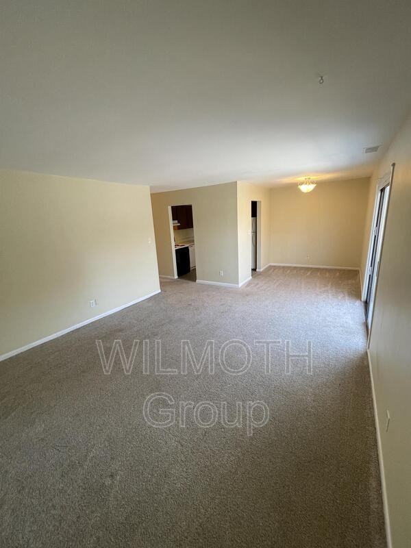 1410 E Jefferson St #12