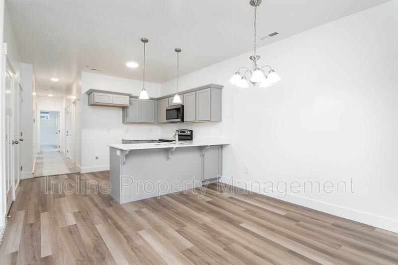323 Wn - Photo 7 of 15