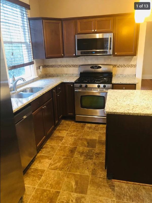 700 Bancroft Ave - Photo 2 of 12