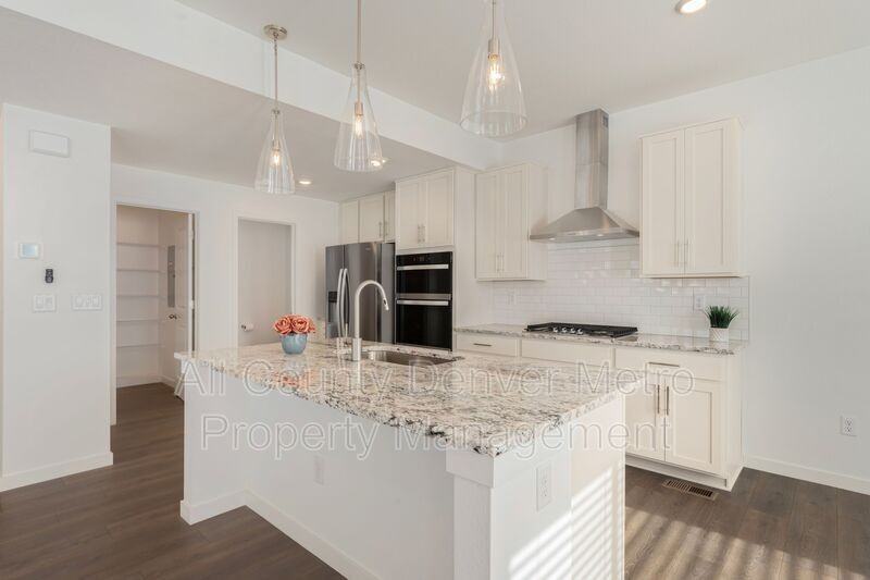 15225 W 68th Pl - Photo 7 of 25