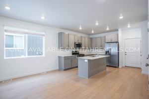 featured image of 4941 W Willowstone Dr