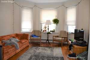 featured image of 73 Thatcher St #302