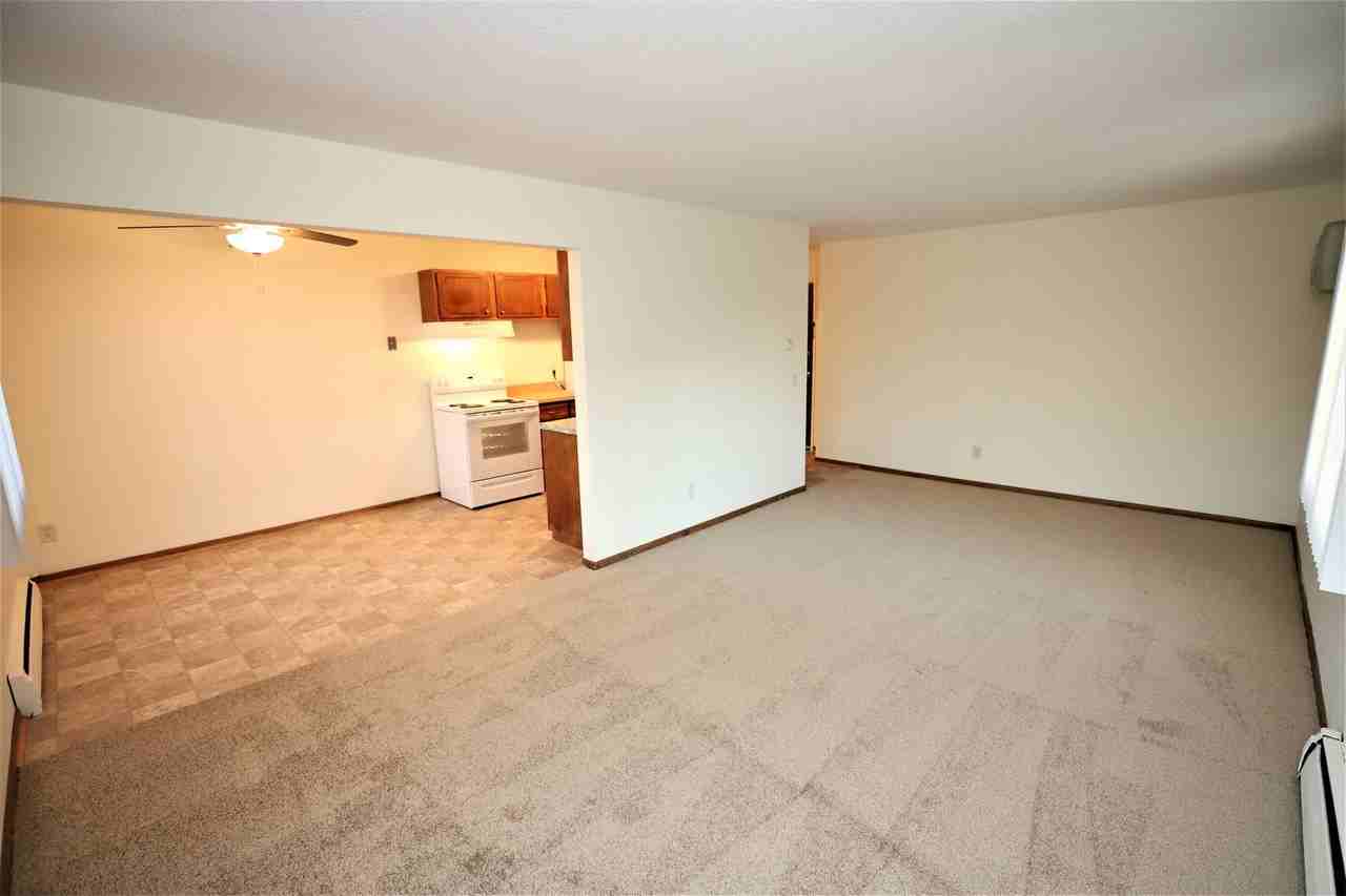 Akins/Miska Apartments - 7701 - Photo 7 of 19