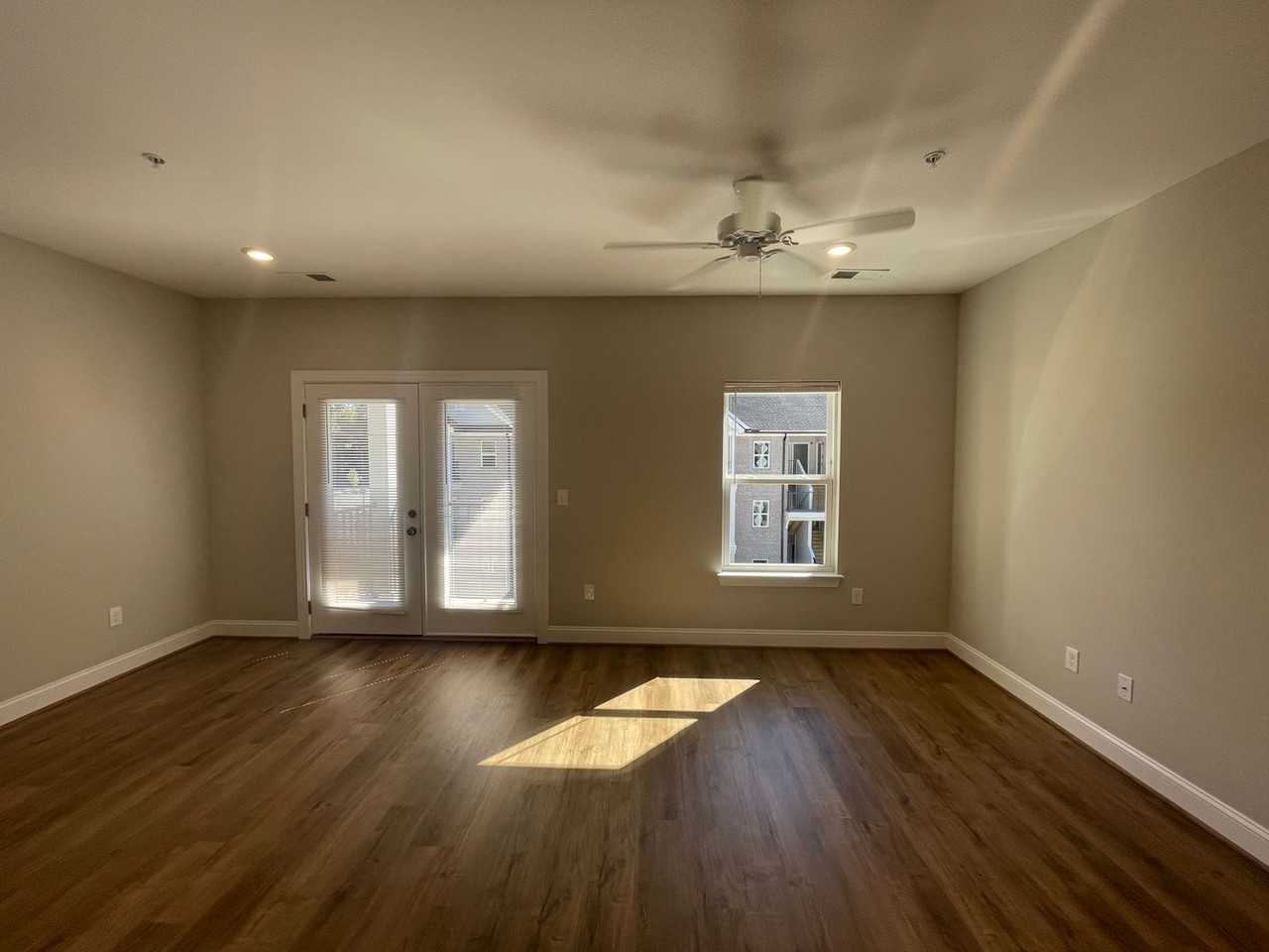 Lofts on Park--5748 - Photo 3 of 19