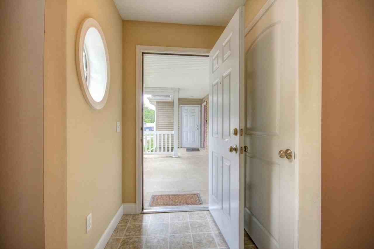 300 E. Fairlawn - Photo 2 of 18