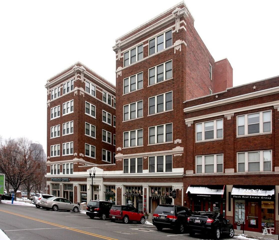 The Davlan 430 Massachusetts Ave, Indianapolis, IN 46204 Apartment