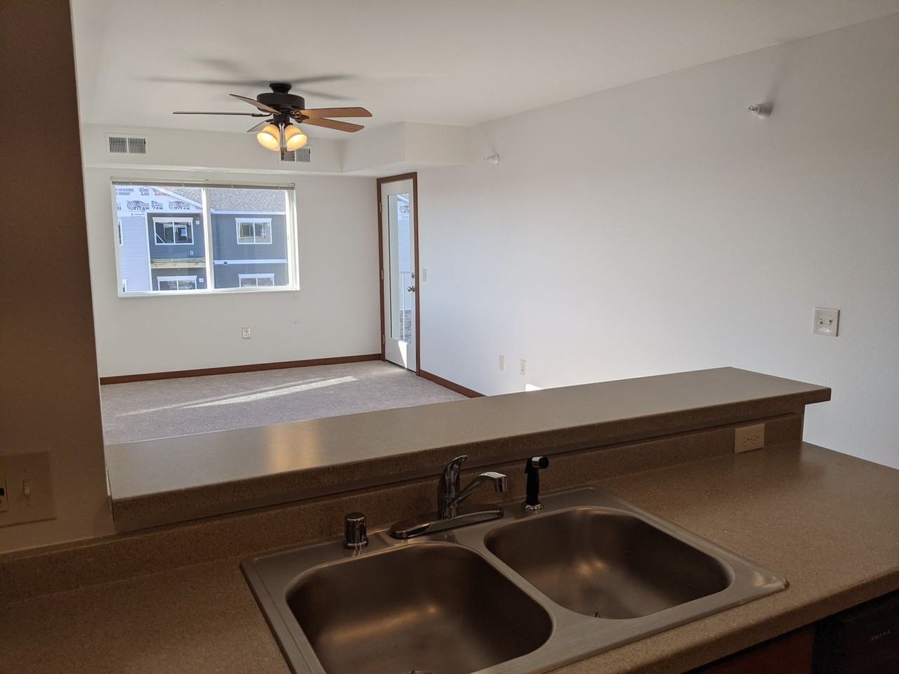 Highfield Apartments 4 - Photo 6 of 21