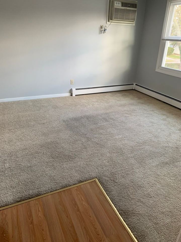 Angle-Tyler Apartments - Photo 3 of 16