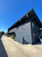 featured image of 1821 Sichel St