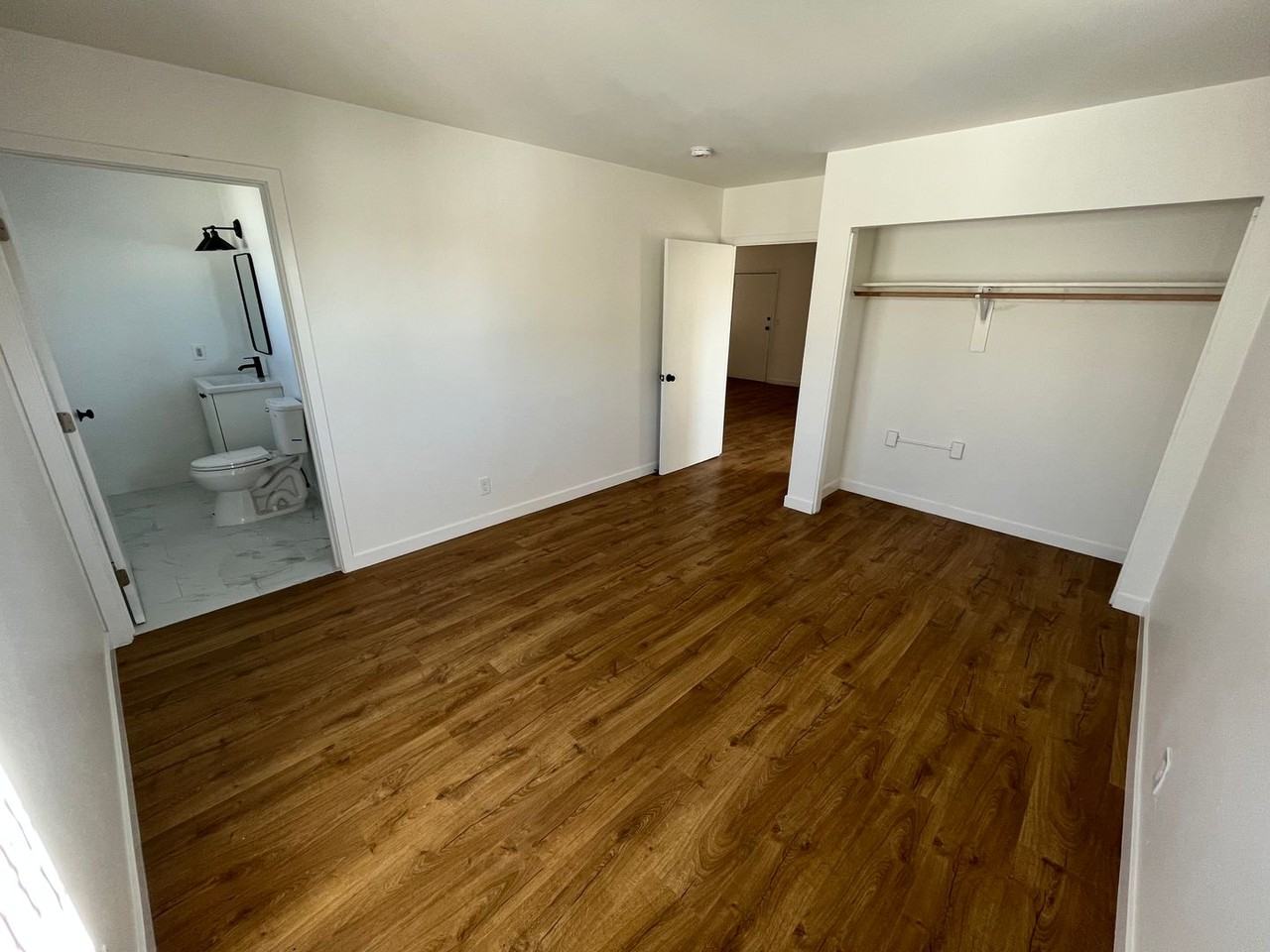 Stylish Urban Living in the Heart of LA at 1821 Sichel Street - Photo 7 of 16