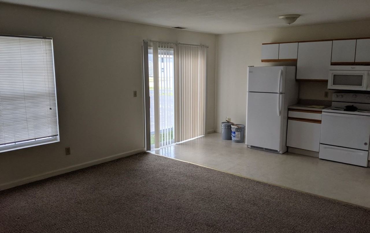 1205 Rushmoore Drive - Photo 5 of 15