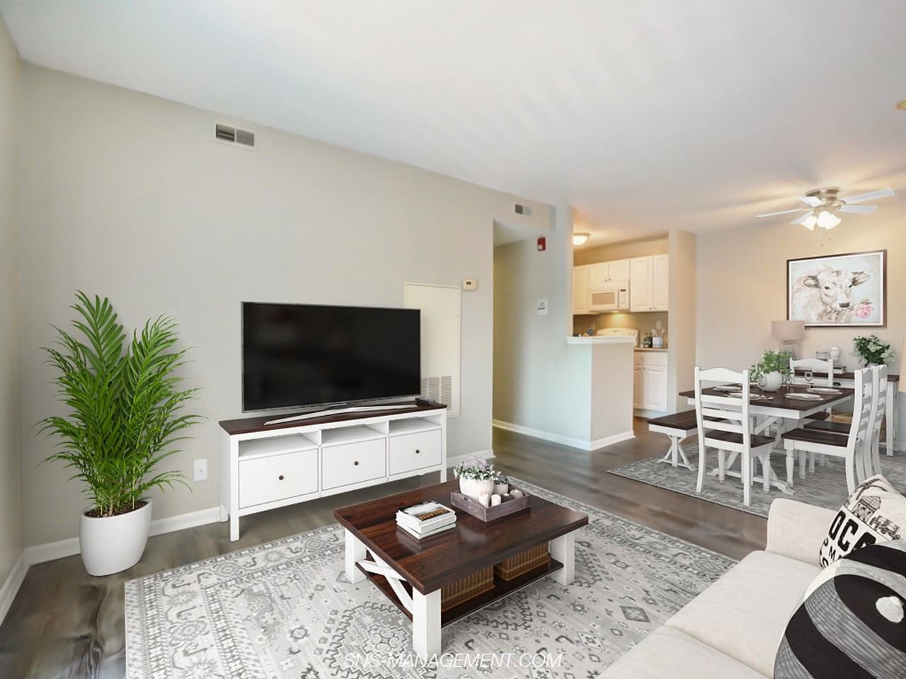 Southland Greens Apartments - Photo 3 of 18