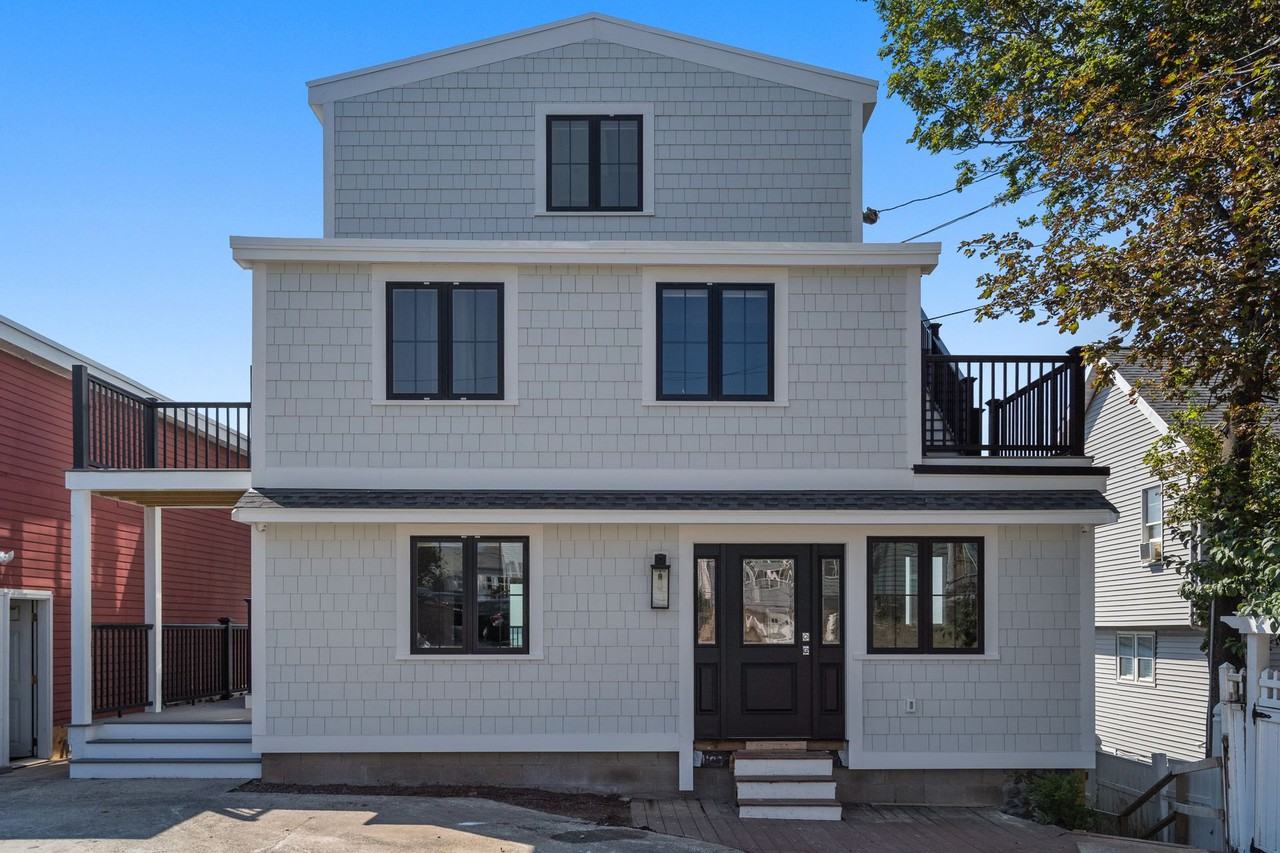 77 Harbor View Ave #03 - Photo 2 of 20