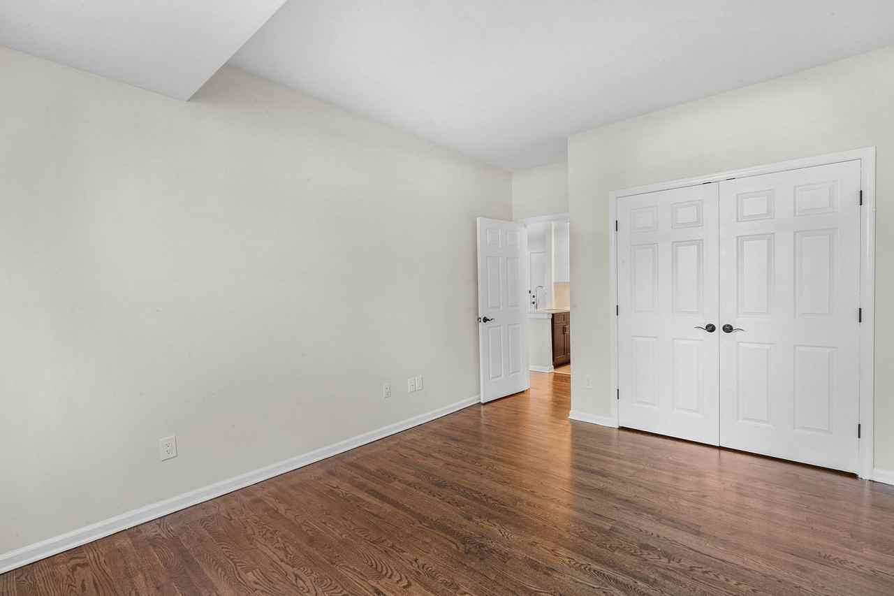 COLUMBIA COURT, LLC - Photo 2 of 50