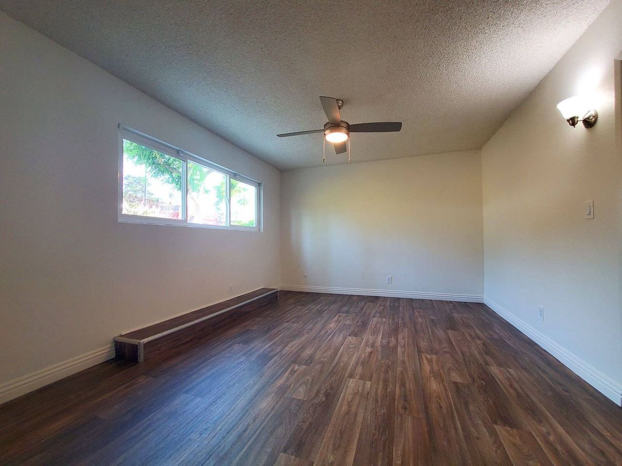 Civic Park Apts - Photo 6 of 14