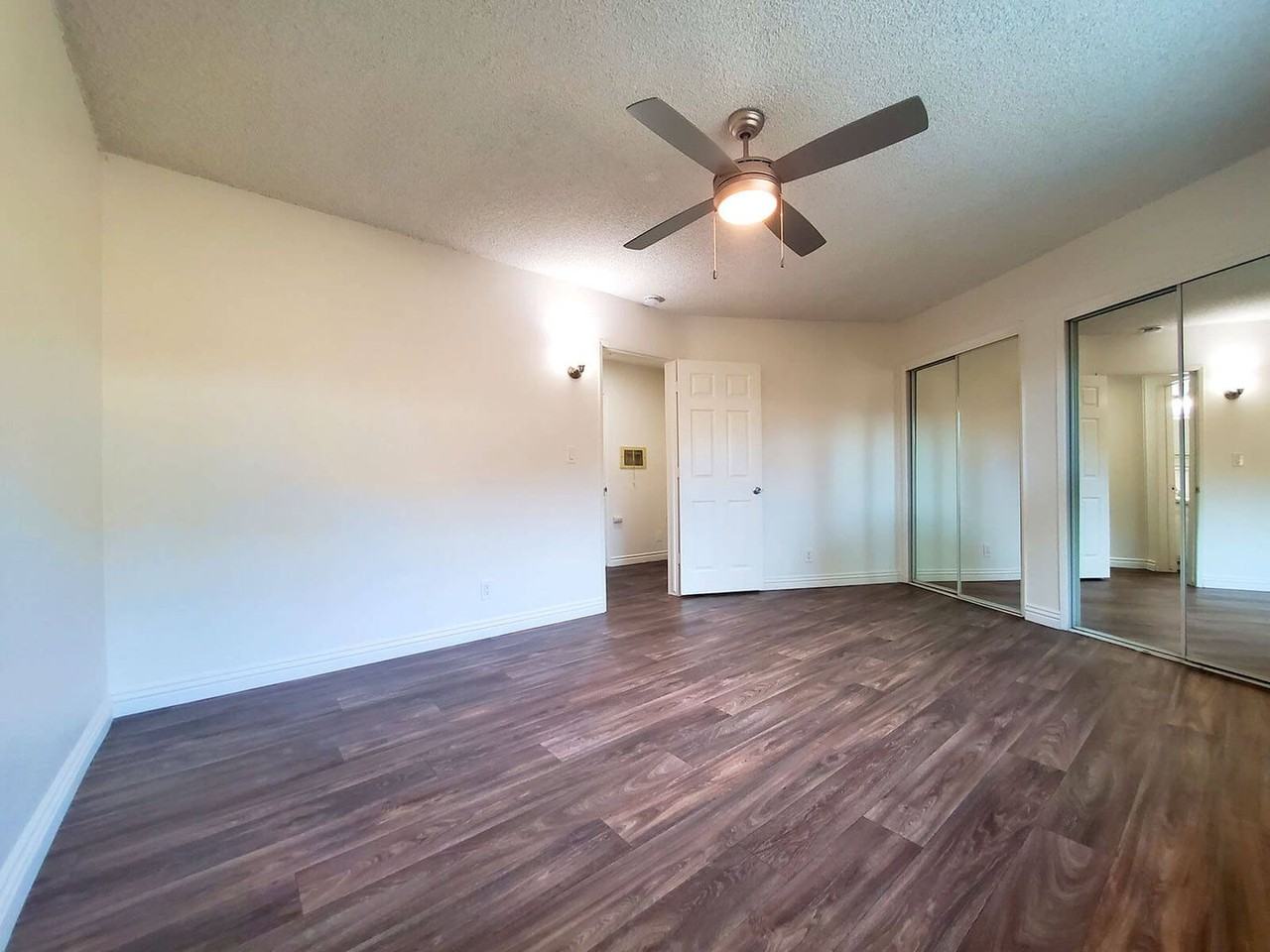 Civic Park Apts - Photo 7 of 14