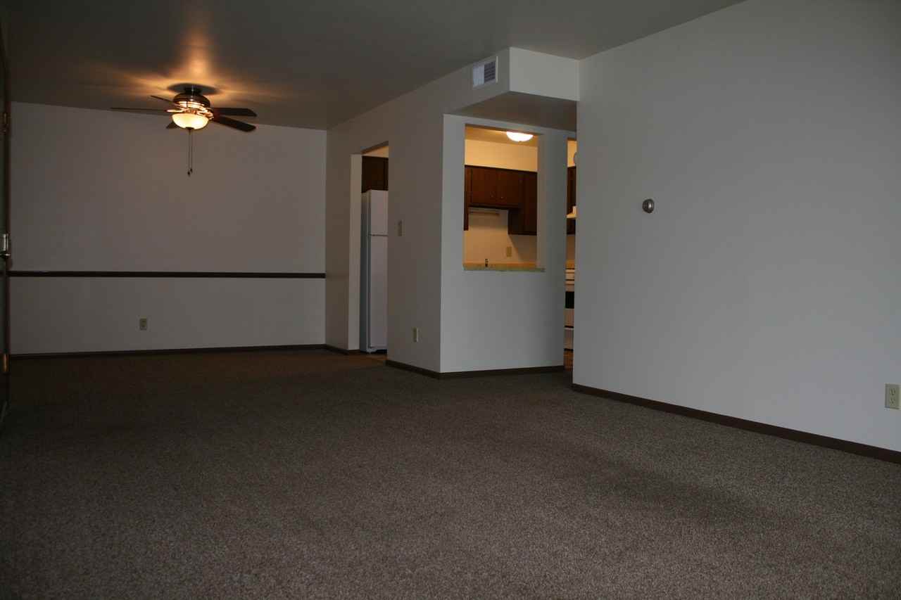 Haoyue Investments LLC - Photo 3 of 6