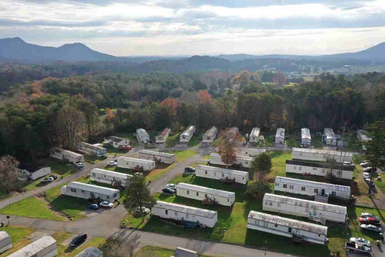 Woodbury Mobile Home Community - Photo 6 of 6