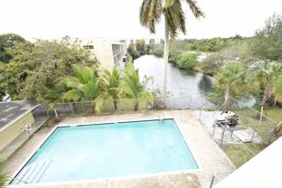 4137 English Oak - Photo 1 of 1