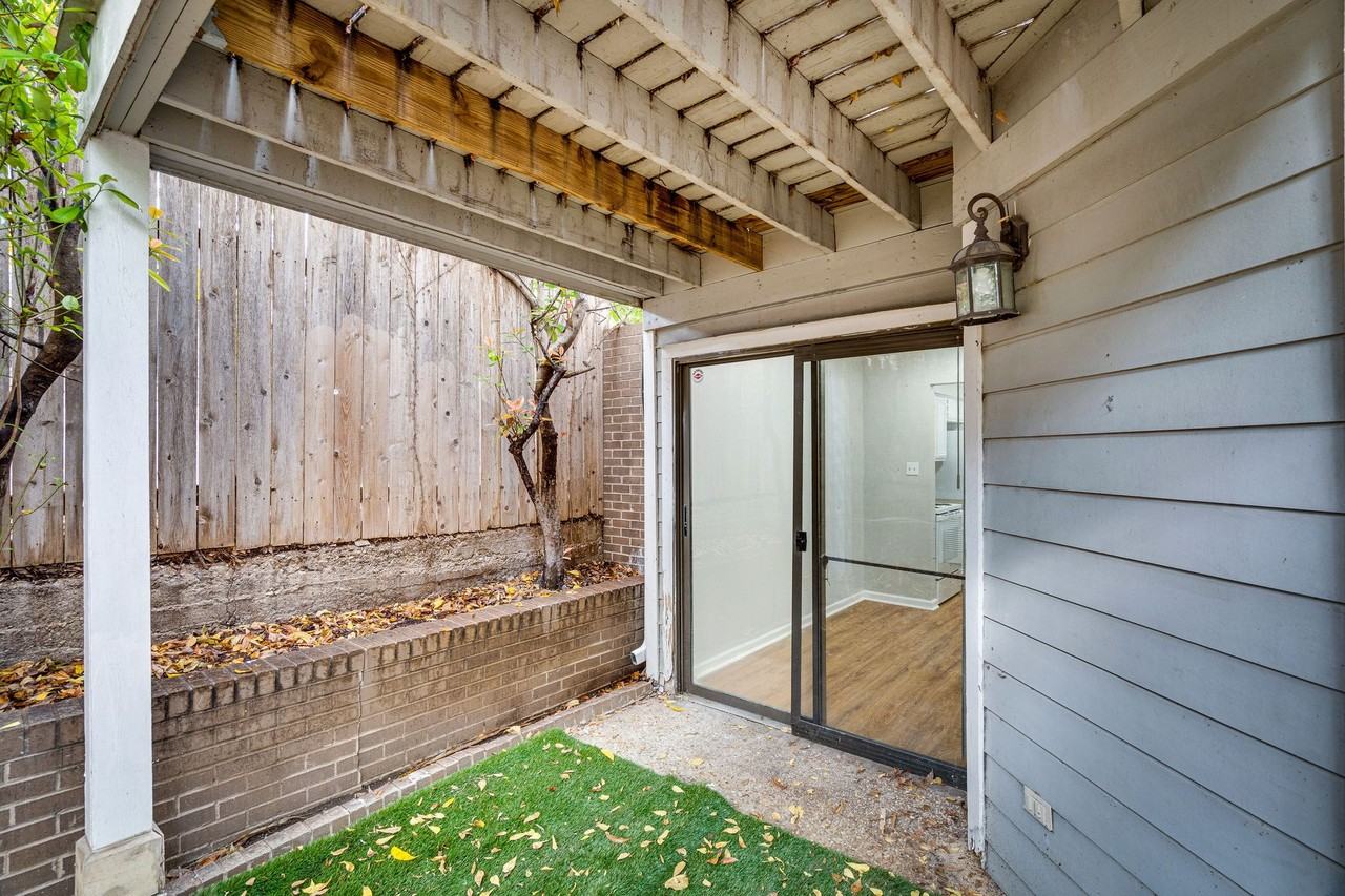 1808 Rio Grande St - Photo 7 of 50