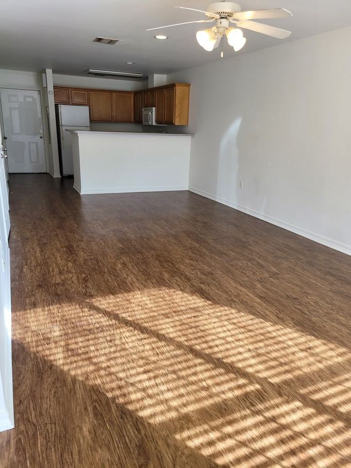 Highland Oaks - Photo 4 of 16