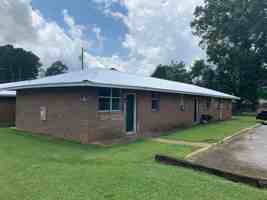 featured image of 3421 Glen Ln