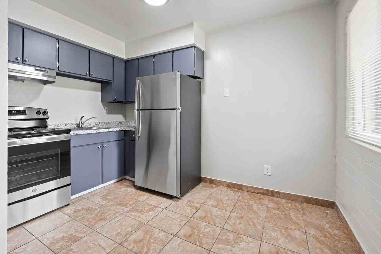 Gardner Street - Photo 7 of 22