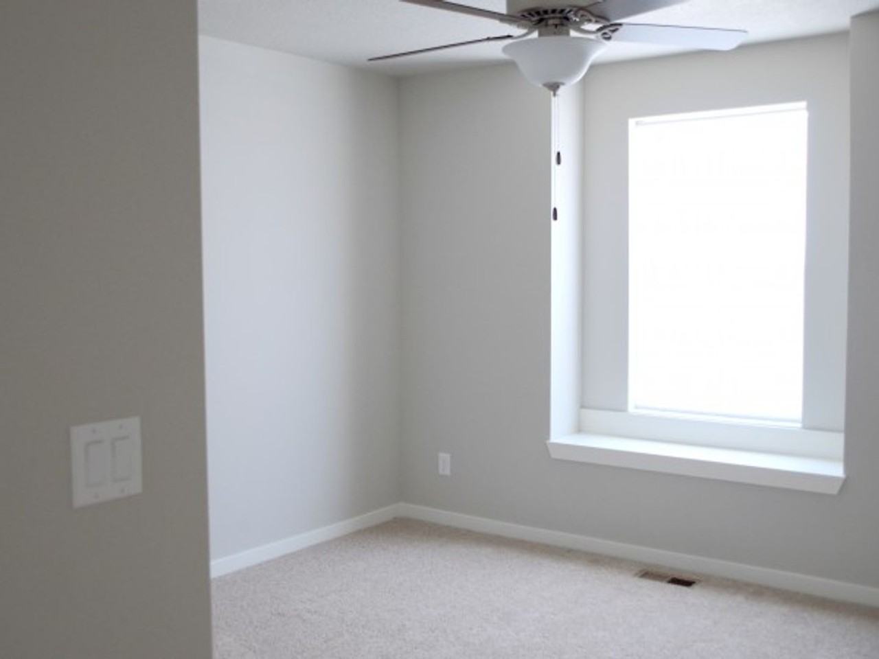 Northwoods Townhomes - Photo 5 of 8