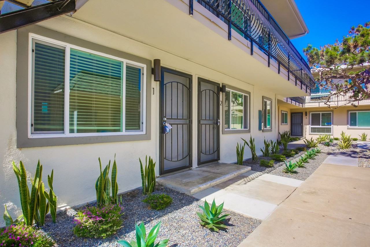 2520 Chicago Street - Photo 2 of 30