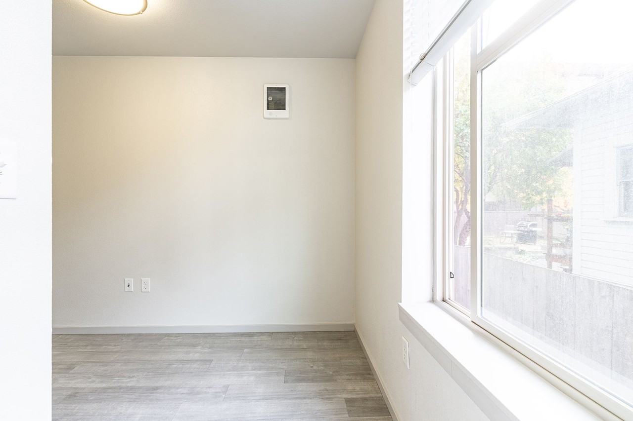 Alcove Northwest - Photo 4 of 26