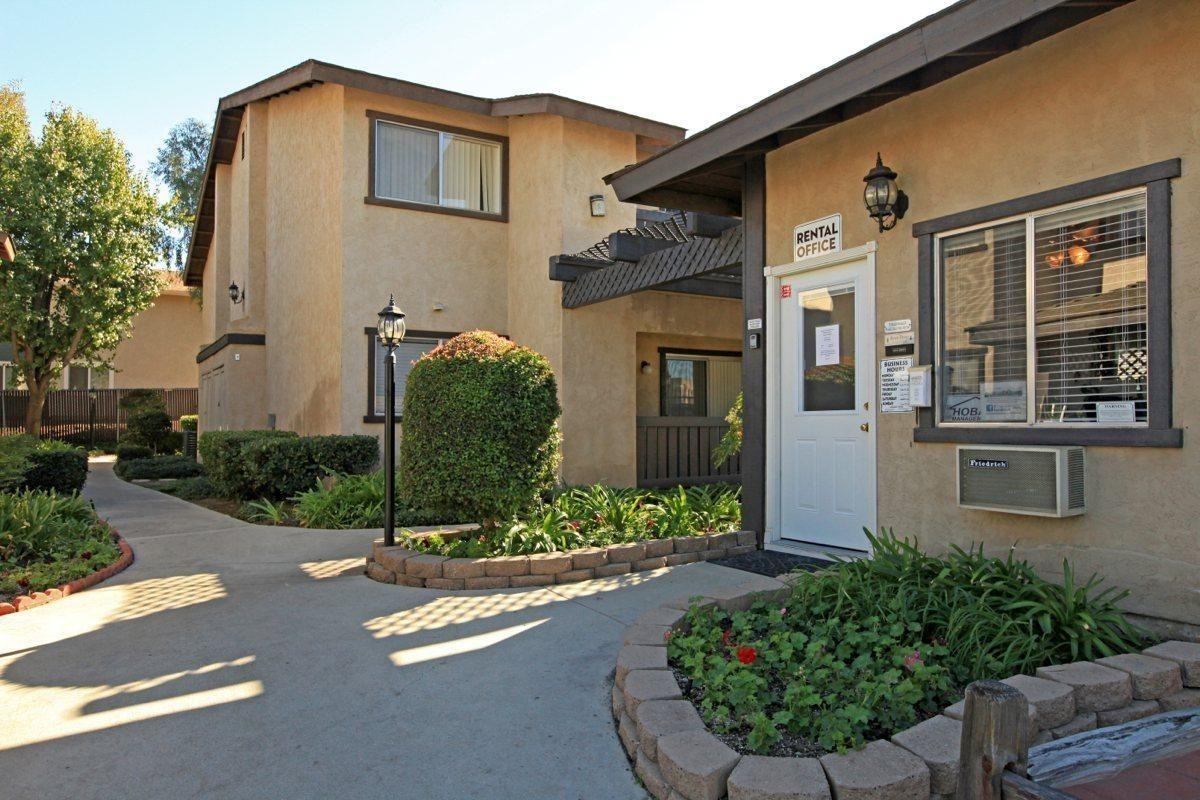 Montecito Oaks - Photo 2 of 25