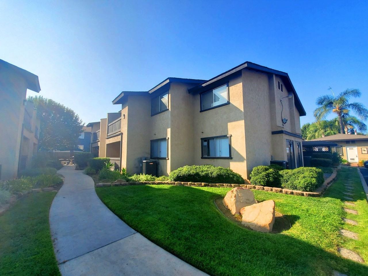 Montecito Oaks - Photo 4 of 25