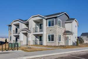 featured image of 900 900 - 946 W. Ardell Road