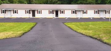 featured image of 7 Reservoir Rd #3
