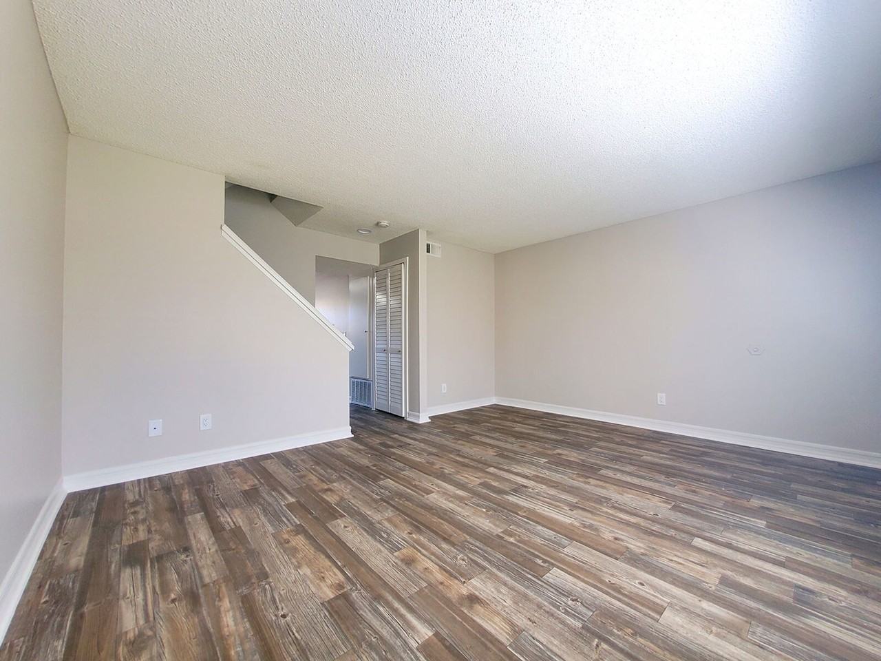 Shannonwoods Townhomes - Photo 2 of 15