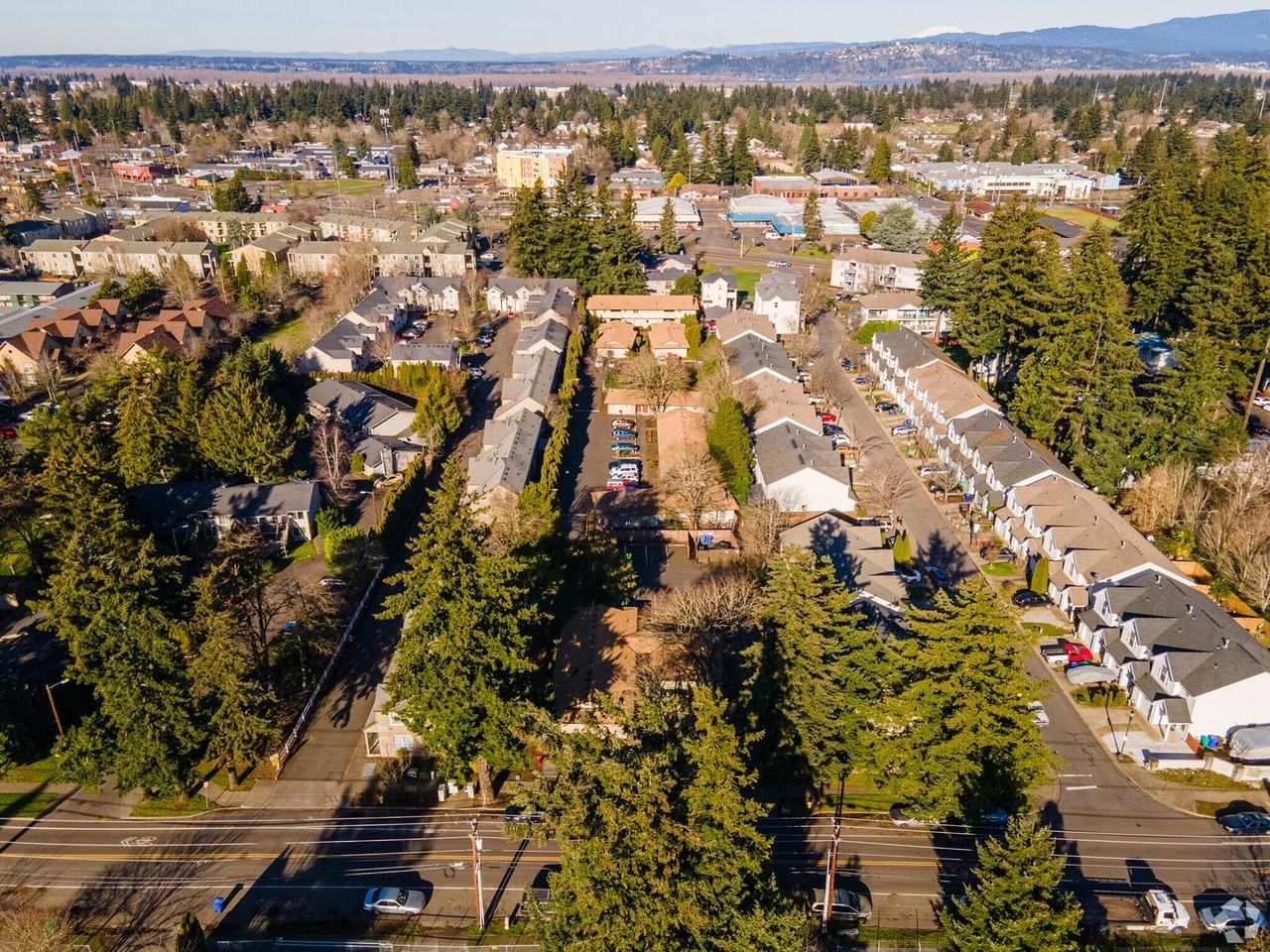 Evergreen Gardens - Photo 4 of 16