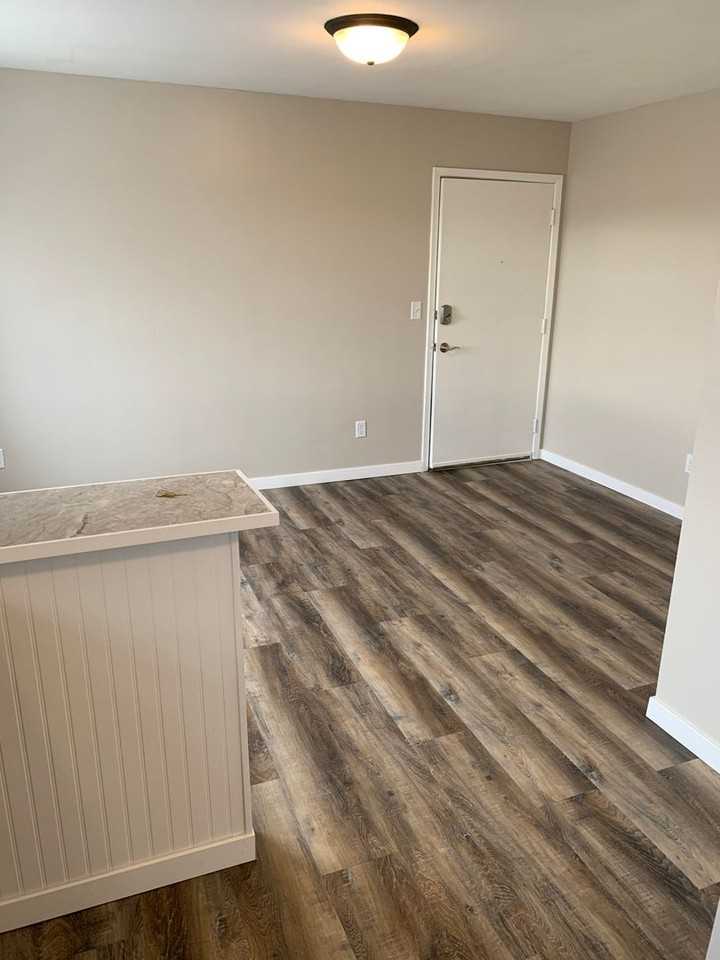 1020 1st Street South - Photo 2 of 45