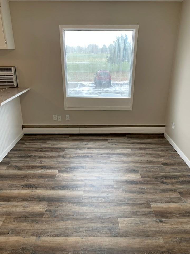 1020 1st Street South - Photo 3 of 45