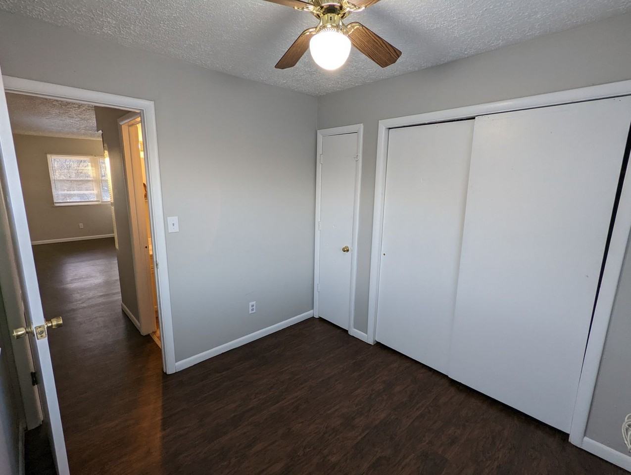 15 S Webster Ave - Photo 3 of 6