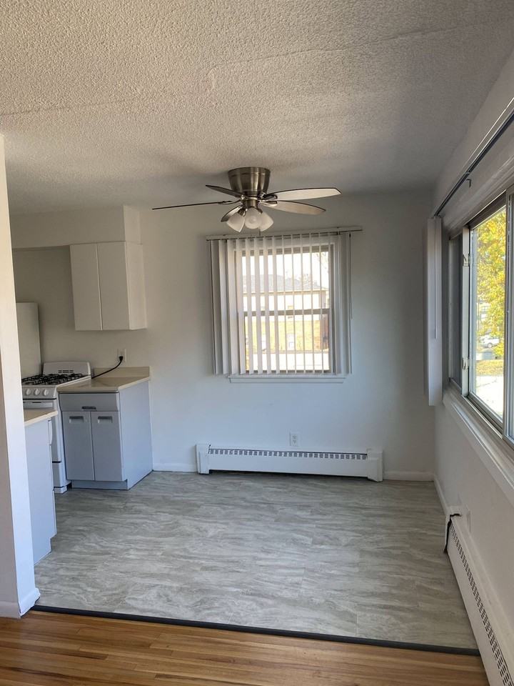 3509 Emerson Ave S. - Photo 7 of 12