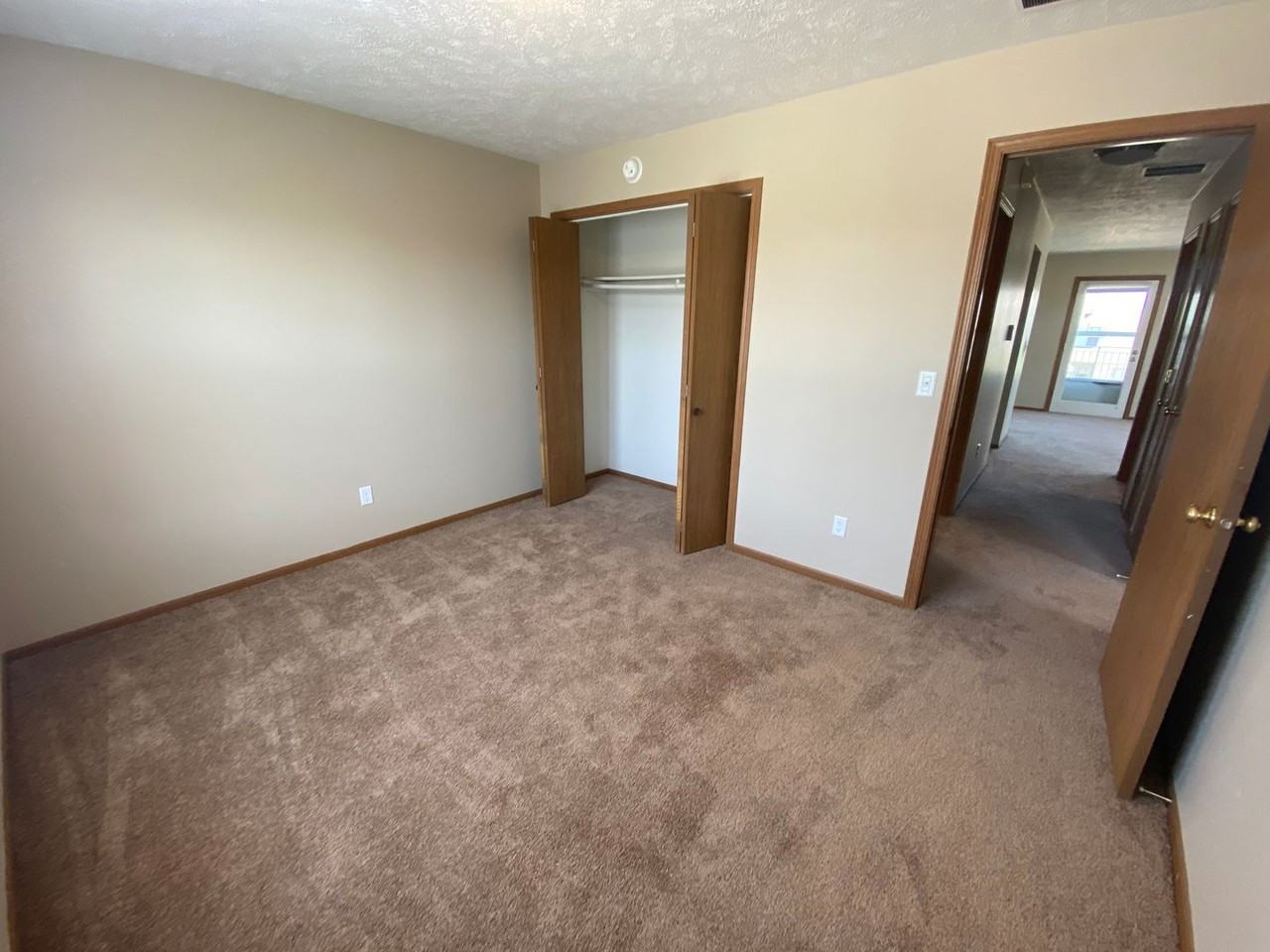 Greenview Apartments - Photo 6 of 11